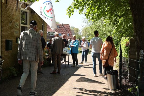 Kuieren rond de Wijnaldumer Koningsterp